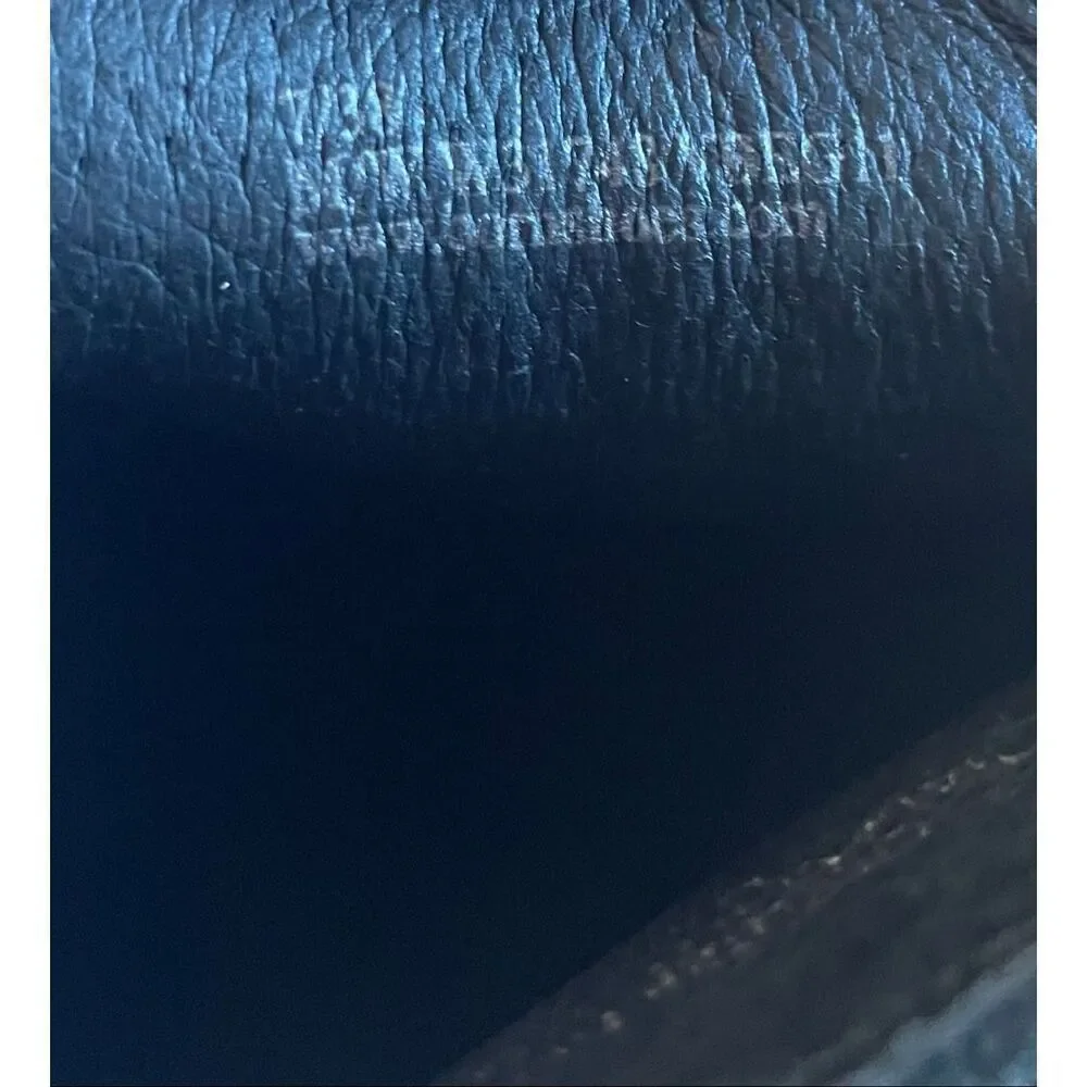 Born Clogs - Picture 7 of 7